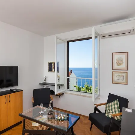 Apartment One Bedroom With Loggia And Sea View *