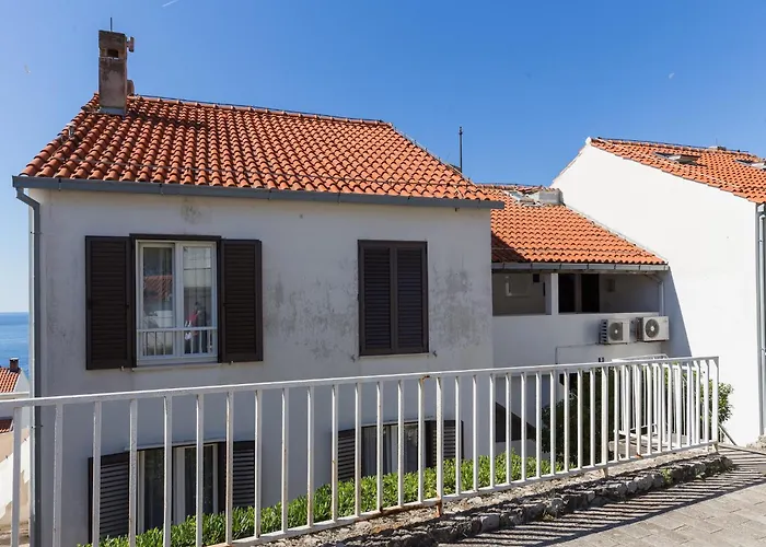 Apartment One Bedroom With Loggia And Sea View Dubrovnik