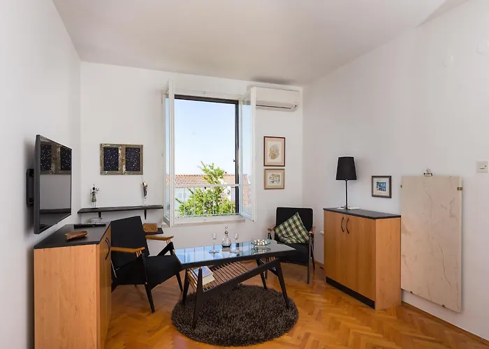 One Bedroom With Loggia And Sea View * 杜布罗夫尼克