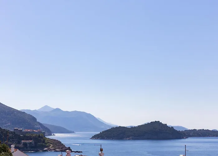 Apartment One Bedroom With Loggia And Sea View *